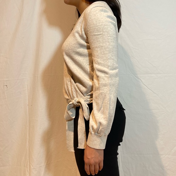 Vetta Organic Cotton Wrap Sweater - Picture 13 of 14